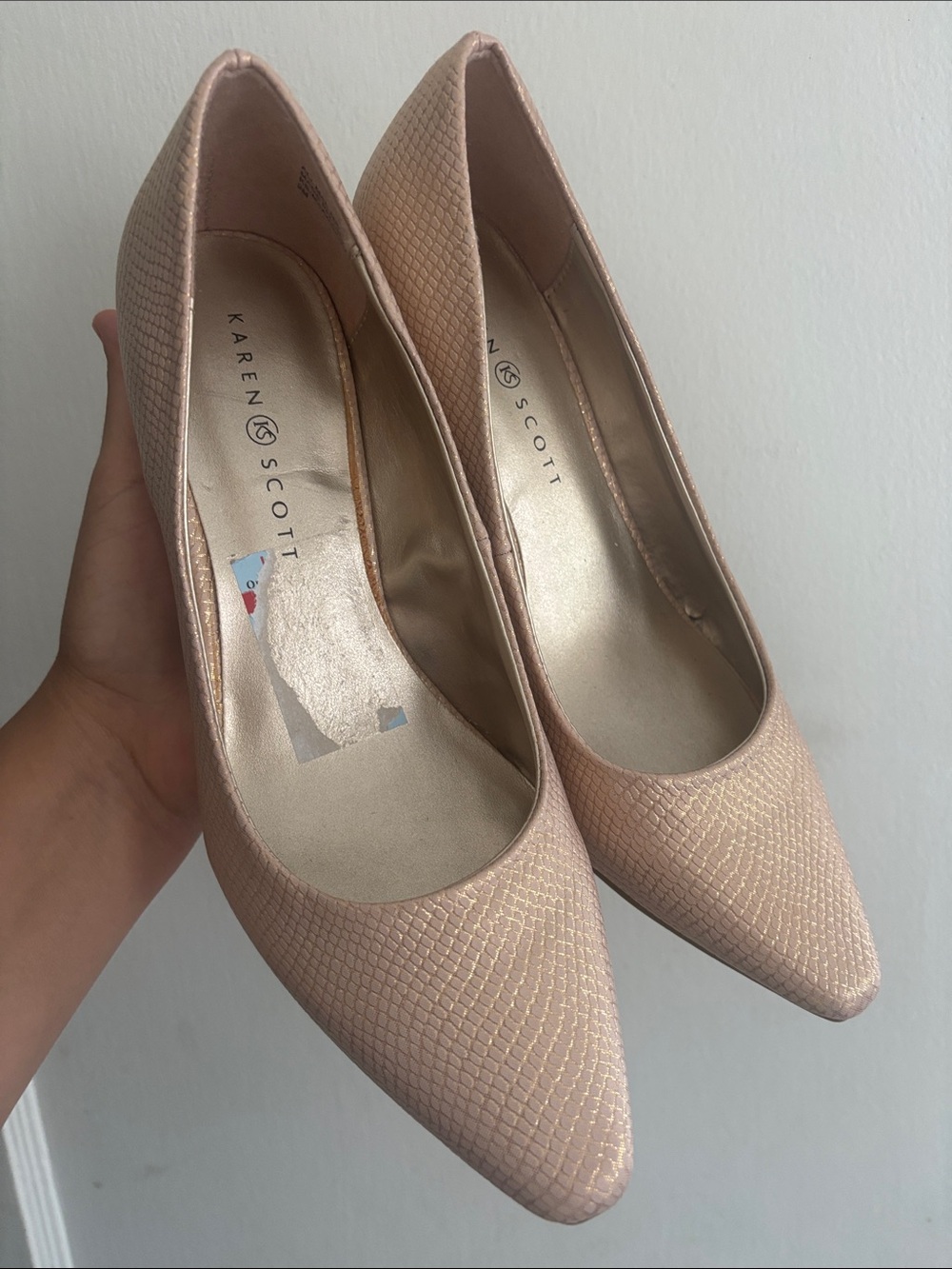 Karen Scott Blush Textured Pointed-Toe Heels
